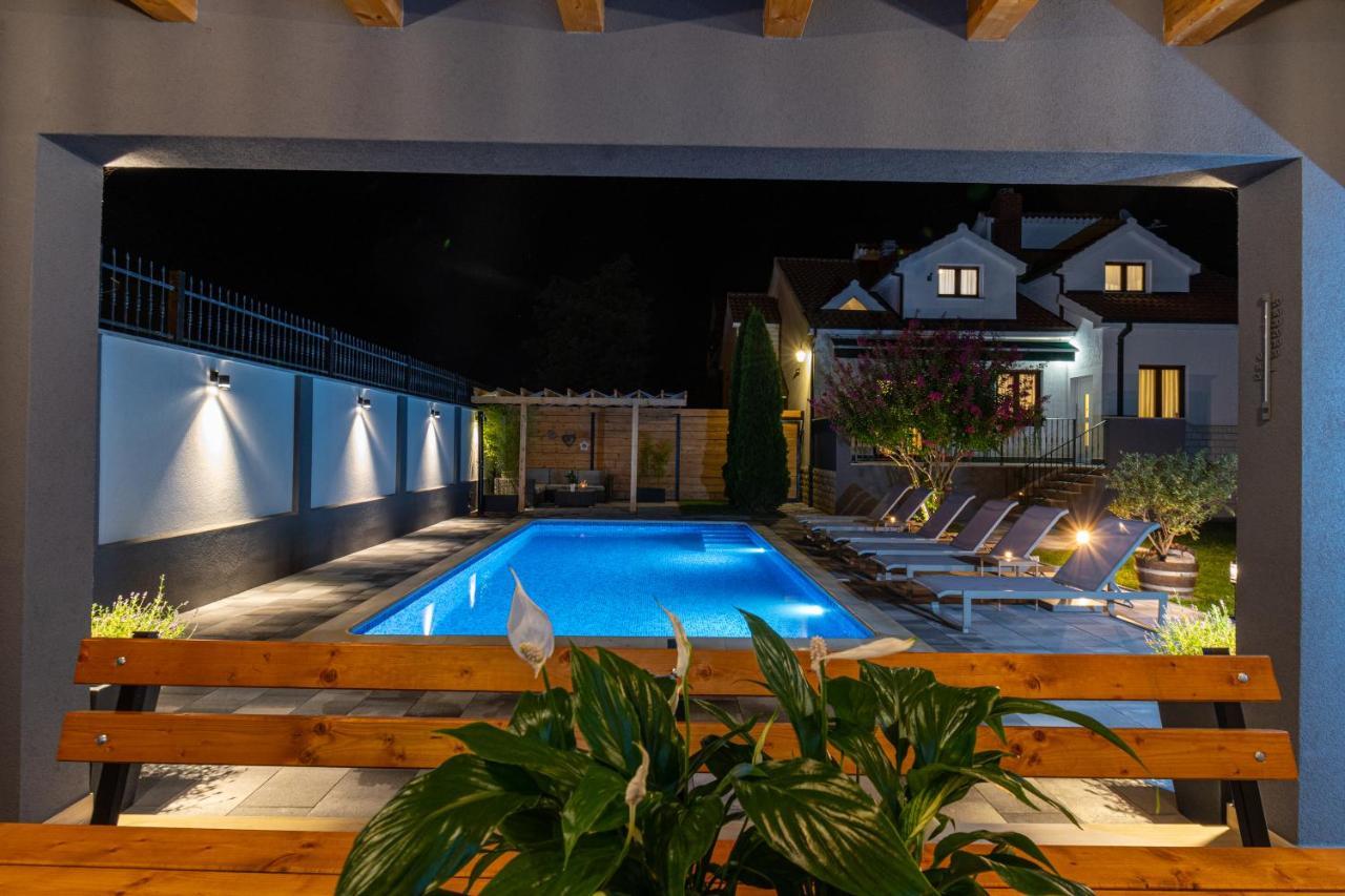 Villa The Oasis Trilj Exterior foto