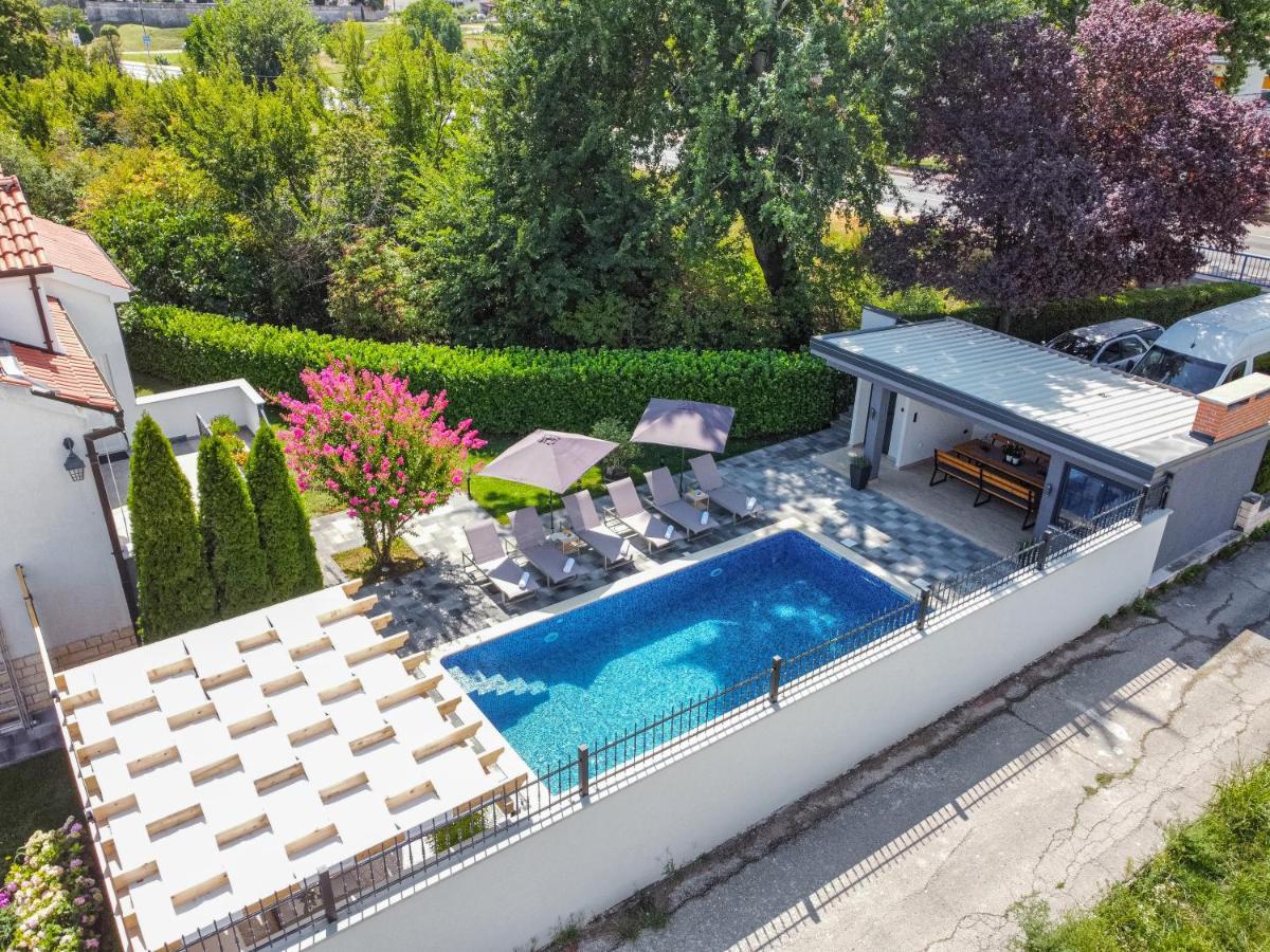 Villa The Oasis Trilj Exterior foto